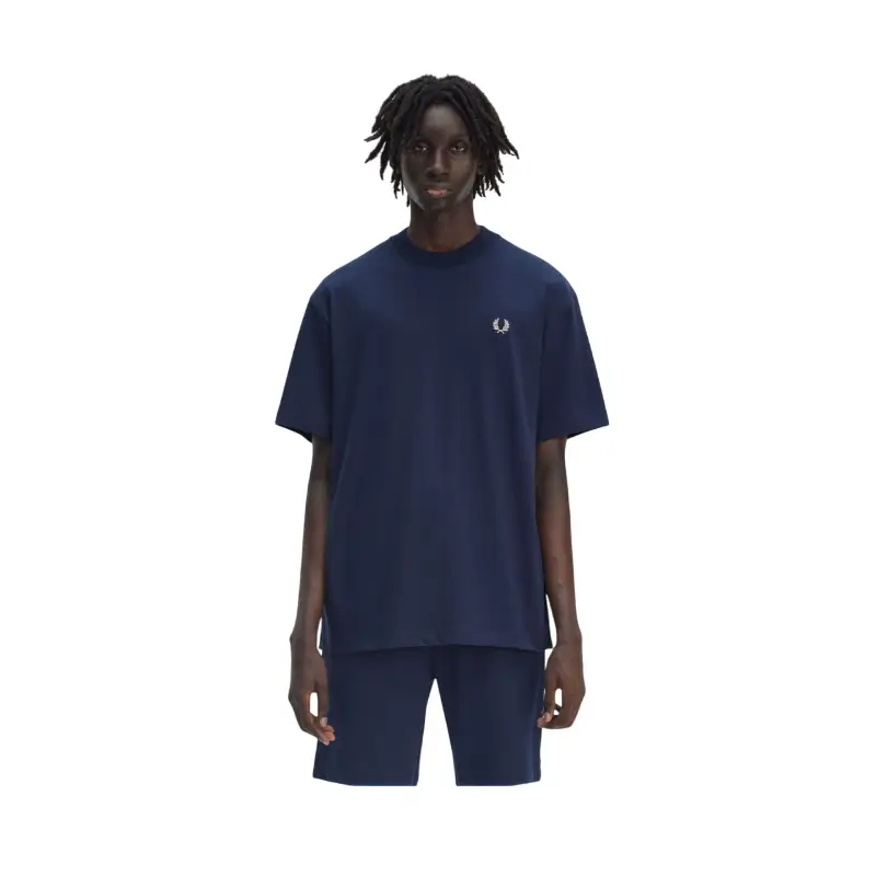 fred perry t-shirt bordada