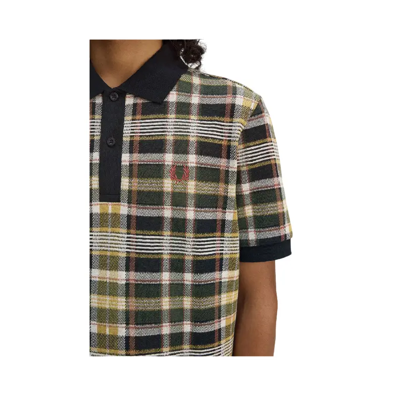 fred perry polo com quadrados
