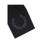 T-shirt Fred Perry Reflective Laurel Wreath M3491 em preto, pormenor