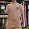 T-shirt Deus Ex Machina Biarritz Address em branco, fotografia frontal