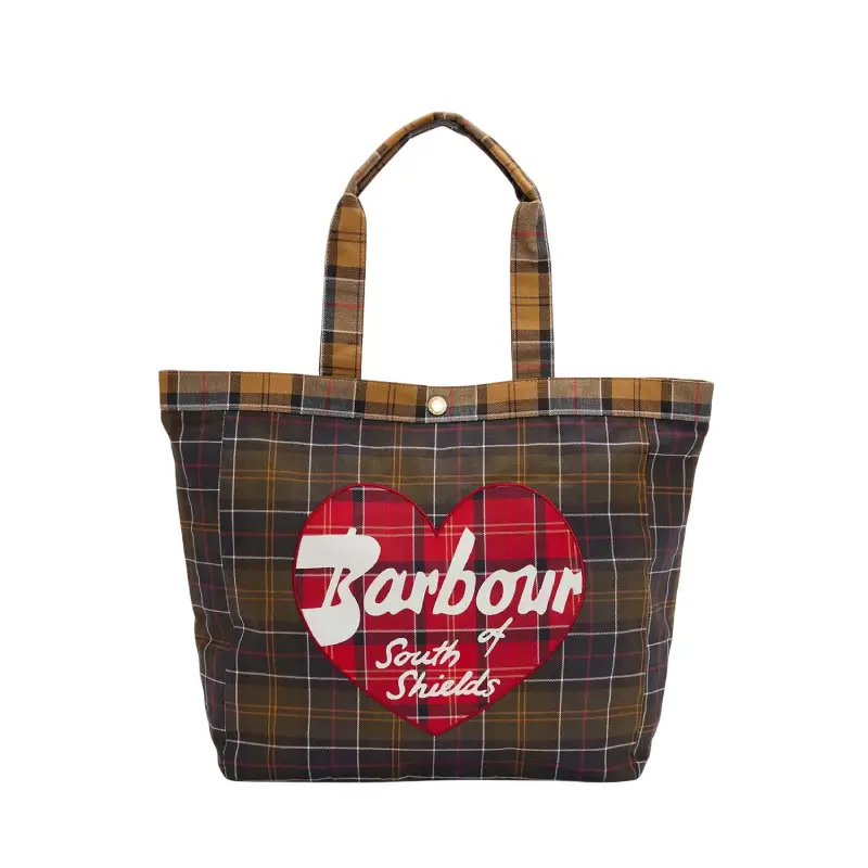 barbour saco tote heart