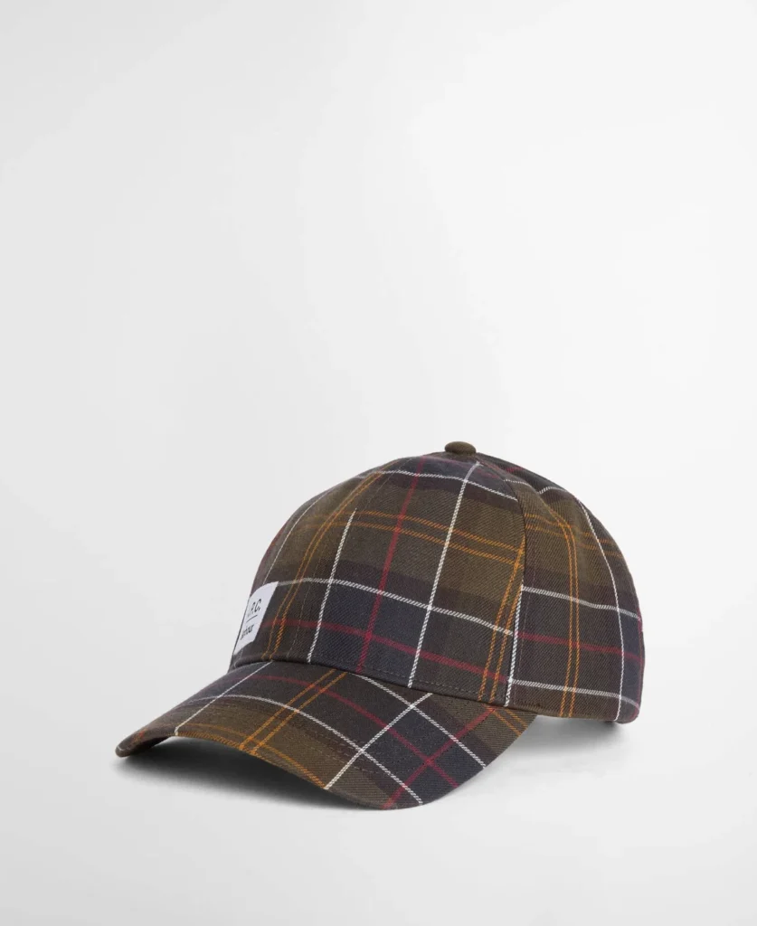 Boné Barbour × A.P.C. em Classic Tartan.