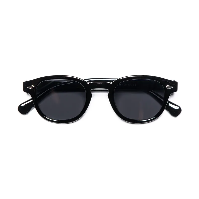 Zadok Le Corbusier All Black, vista frontal.