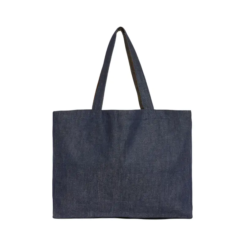 saco Barbour x A.P.C. em denim azul, vista da face sem logótipo